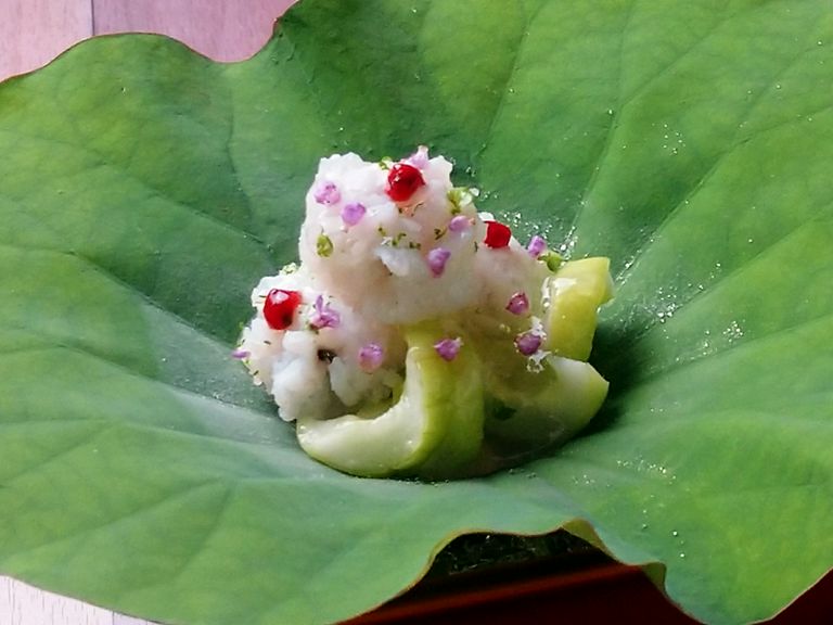 鱧の落としと白瓜のトマトジュレ