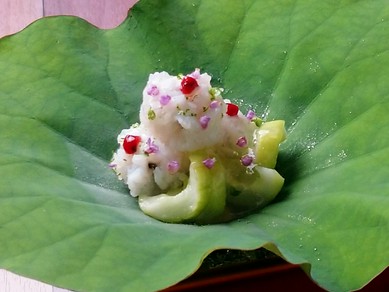 鱧の落としと白瓜のトマトジュレ