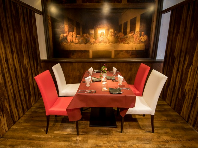 食器・内装にこだわっている