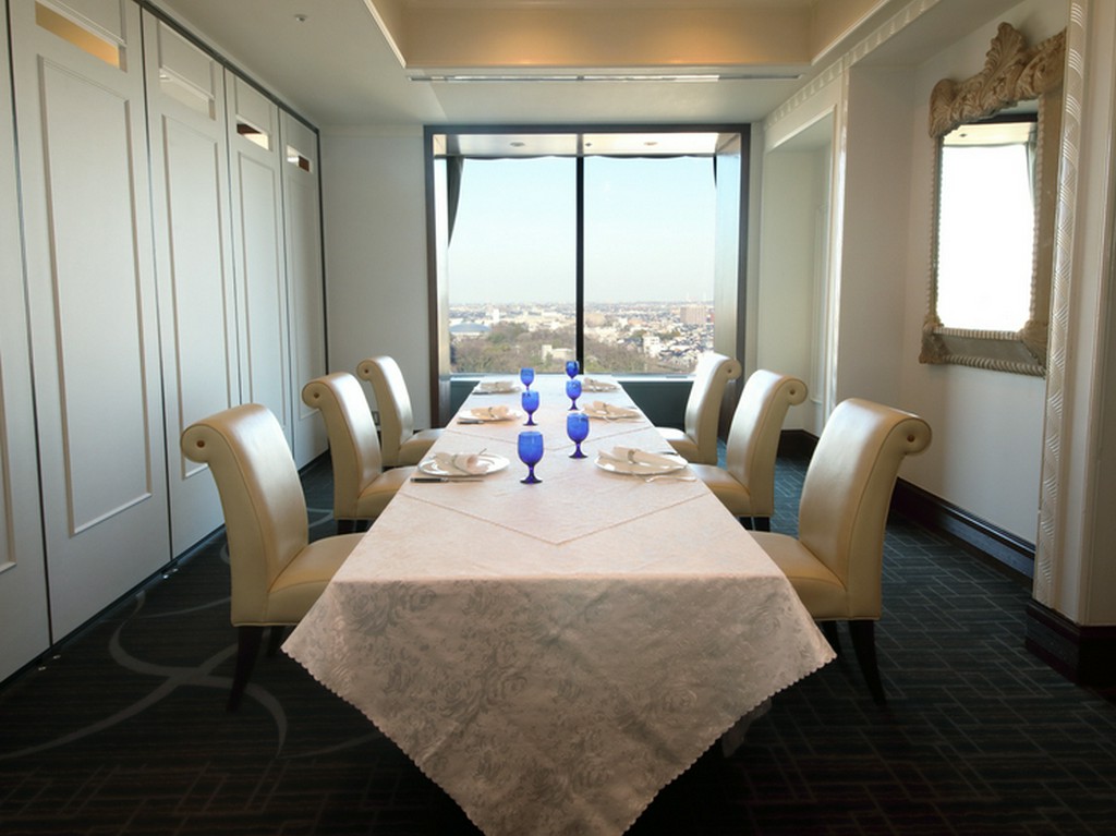 堅苦しさや緊張を溶かしていく、美しく美味しいフランス料理