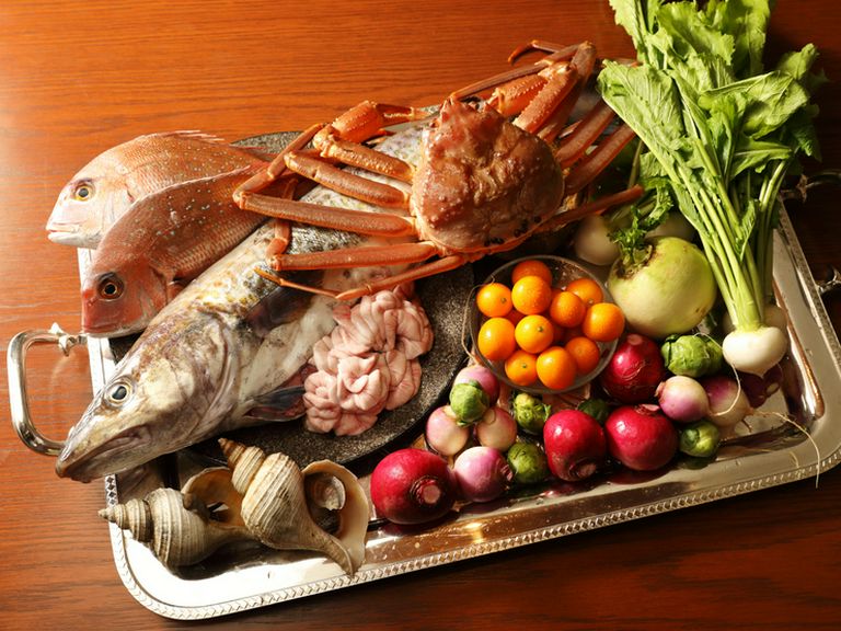 四季折々の海の幸・山の幸に恵まれた富山・高岡が誇る上質な食材