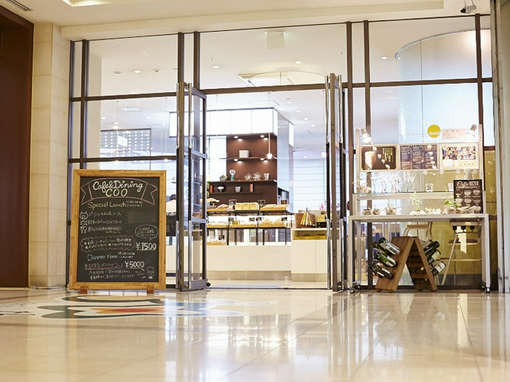 店舗入口