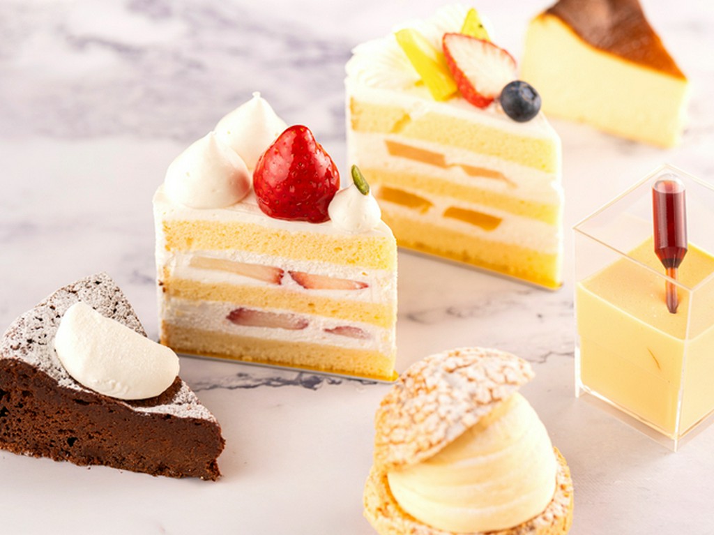 ホテルメイドのケーキ