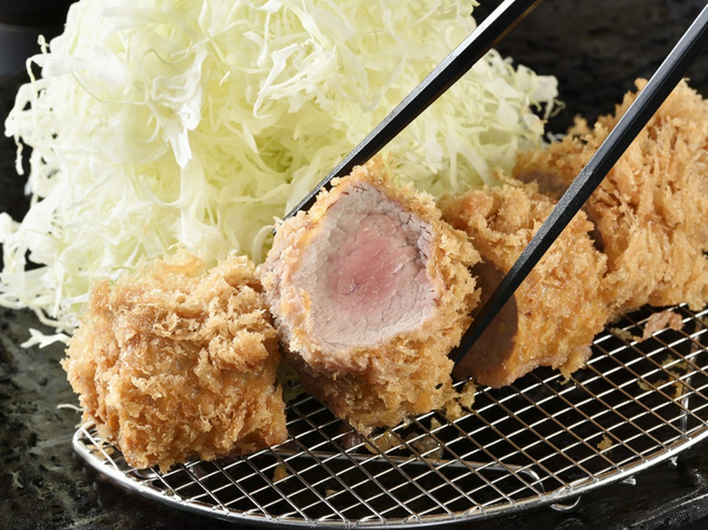 “豚肉のシャトーブリアン”と称される「棒ヒレ」を贅沢に堪能