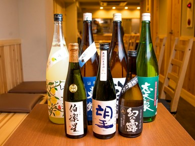 こだわりの貝に合う！選りすぐりの日本酒が多くあります。