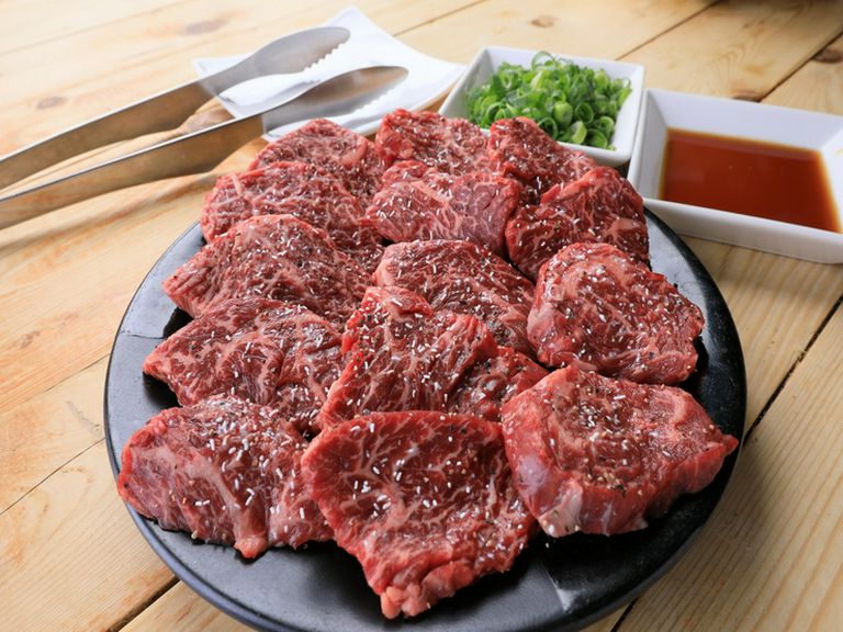 旨味が強く、柔らかい『国産黒毛牛 サガリ』