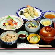 お造り、天婦羅、小鉢二品、炊込み御飯、香物、汁物