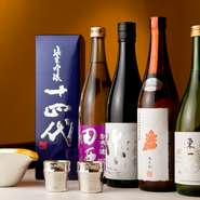 全国の日本酒が揃っているので、気になる酒蔵を指定してゆるりと酔いしれることができます。名酒「十四代」は4～5種類ほどあるので、贅沢な呑み比べもおすすめ。大人の嗜みとして、上質を知る機会が持てます。