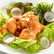 子供も大好き。大振りの海老とクリーミーなソース。
［ハーフ］1330円