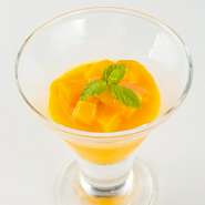 ２種のマンゴープリンの食感が美味しい、まさにダブルマンゴー。