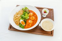 プリプリ大海老チリ玉子×チャーハン、ゆで卵、搾菜、サラダ、 スープ、ミニデザート