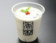 極とろっの食感が美味しい。お持ち帰りの容器でご提供いたします。