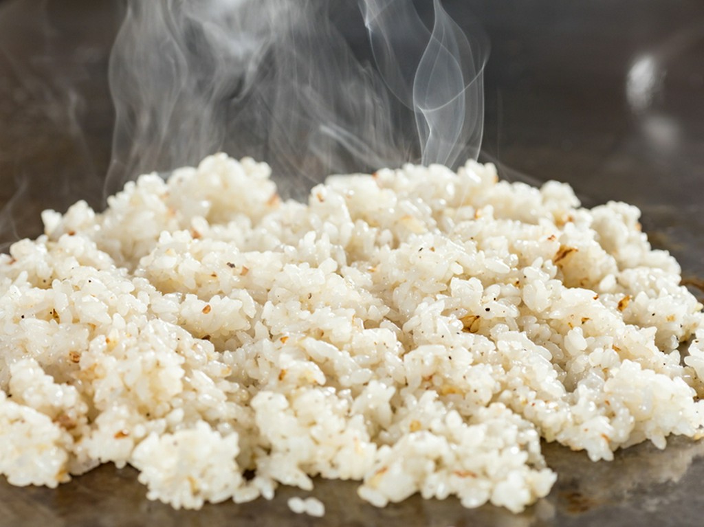 ガーリックとライスのみで生まれた絶品『ガーリックライス』