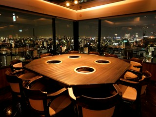 12名まで収容できる半個室タイプ