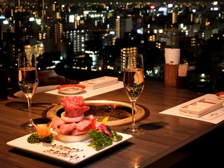 夜景を一望できる特等席　記念日におすすめです！