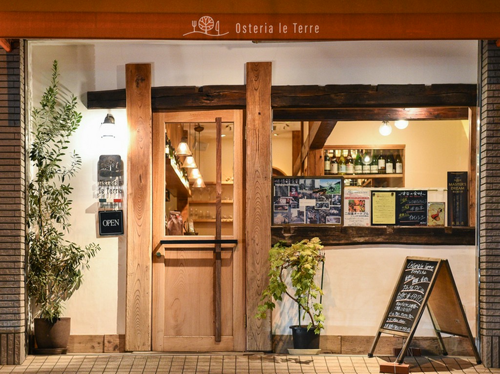 デートや接待、宴会など、多彩なシーンで活用できる一軒