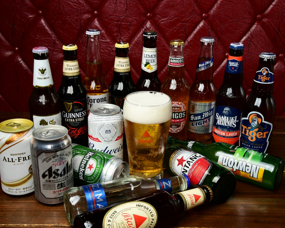 輸入ビールやクラフトビールは自慢の肉料理との相性抜群