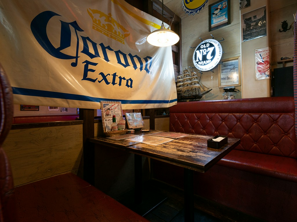 店内の雰囲気から料理スタイルまでアメリカンな雰囲気にこだわり