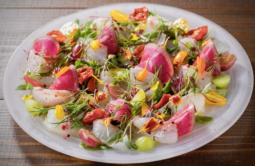 本日の天然鮮魚のカルパッチョ