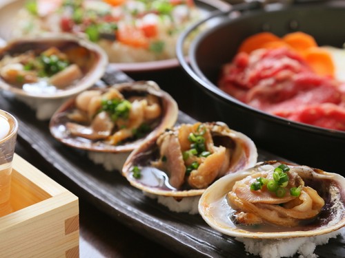 新鮮な貝の旨みにハマる！『大アサリの浜焼き』