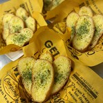 ふんわりとろとろオムレツです。