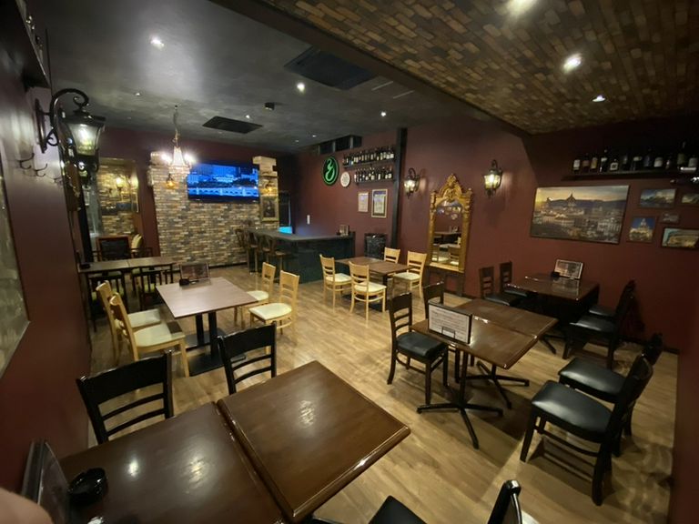 最大30名まで収容可能なプチ宴会ができる団体スペース