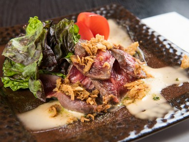 店主が選りすぐった、気軽に楽しめる和食に合うワインもご用意