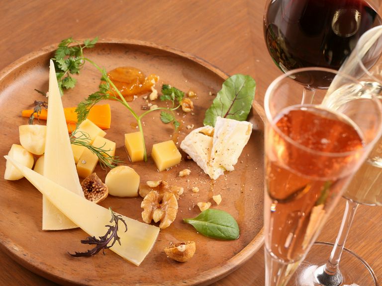 いろいろチーズの盛り合わせ