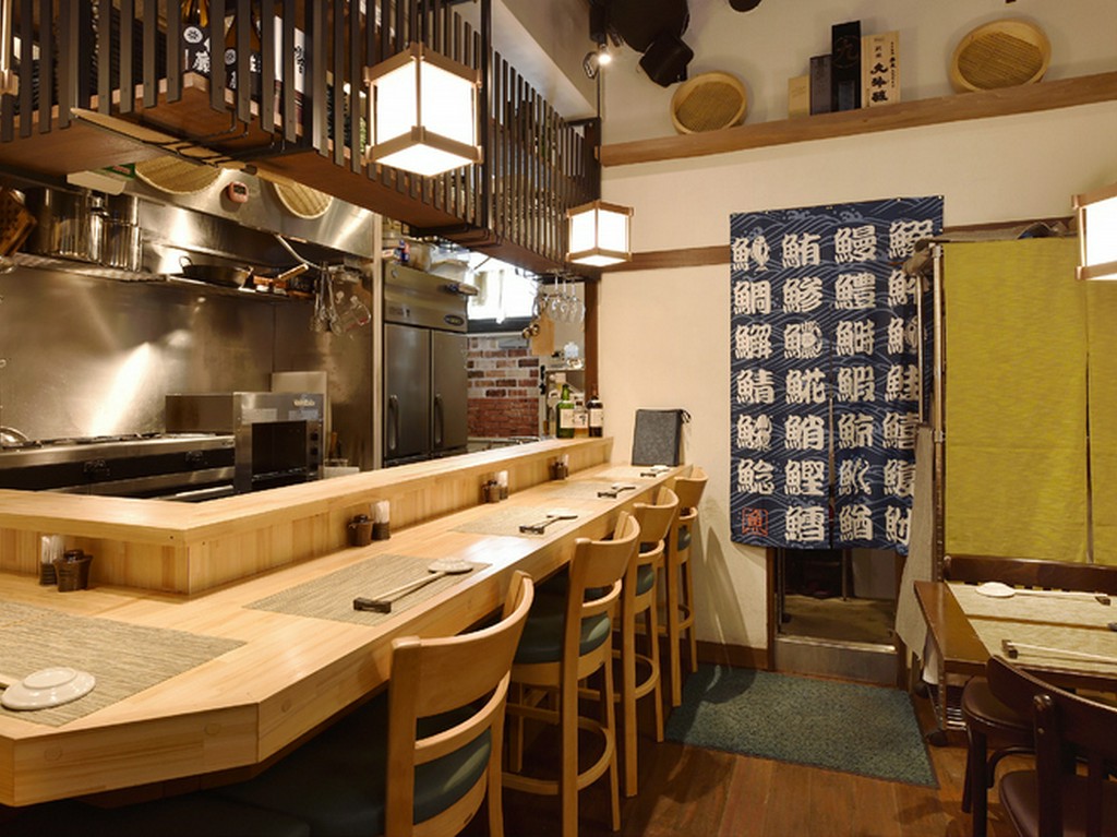 気さくな大将の人柄が醸し出す、アットホームな空間に心が和む