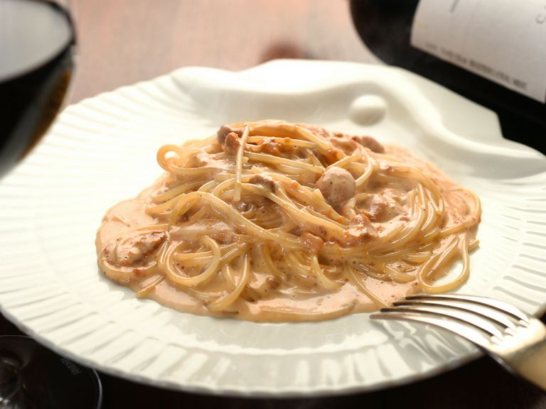 濃厚! 北海道産ウニがたっぷり『ウニのクリームソースパスタ』