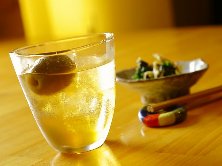女性も男性も、おひとり様がくつろげる、落ち着いた雰囲気