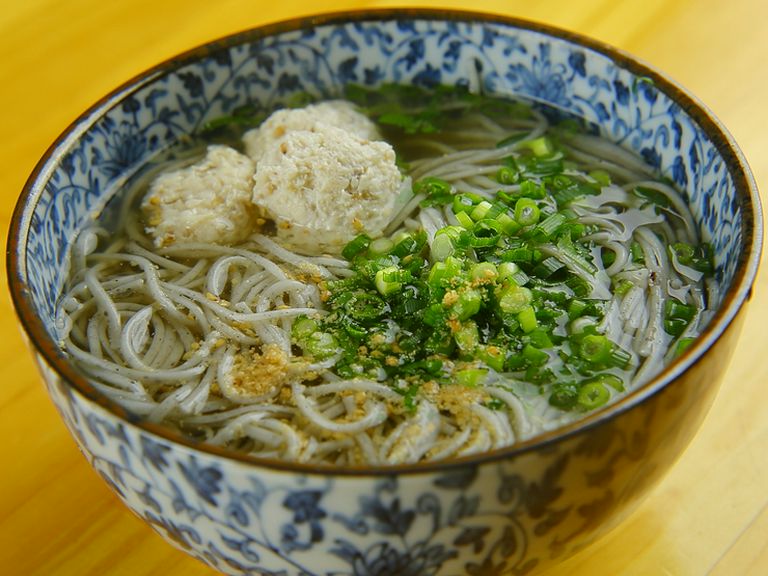 特製つくね入り　黒ごまにゅうめん