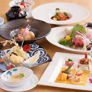 食材に合った火入れを行い、趣向を凝らした会席料理は彩りも鮮やか。日本料理の伝統的な技術に裏打ちされた料理をベースにした独創的な料理の数々に舌鼓。和と洋のシェフが織りなす料理で季節を丸ごと味わえます。