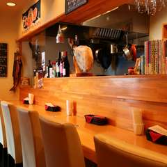 ひとりでふらりと立ち寄る女性・男性が多い店