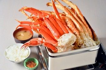 蟹を豪快にガンガン焼で100分味わう人気メニュー