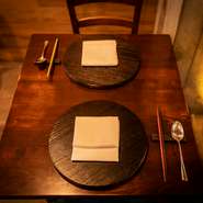 コースの中には被っている食材がないほど、様々な食材を使っています。料理を通して「こんな味があるんだ！」と、“味覚を使って味わう楽しさ”を知っていただければ嬉しいですね。