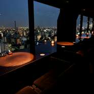 窓側カップルシート