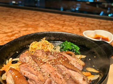 名古屋コーチンのグリルステーキ