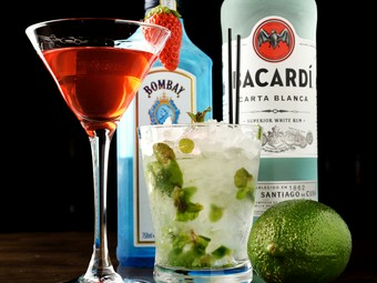 好みの味や気分など、リクエストに合わせてつくってもらえる多種多彩な『オリジナルカクテル』