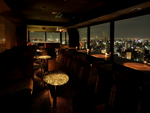 どの席からも望める幻想的な夜景