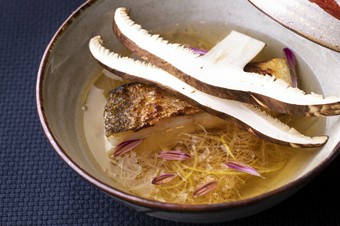 松茸とぐじのお椀