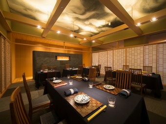 極上の空間で、ゆったりと日本料理に向き合ってほしい