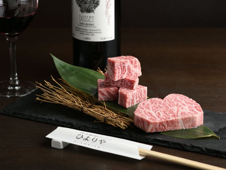 『名物 神戸牛厚切りキュービック』