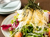 新玉ねぎと大根のサラダわさびドレッシング