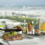 琵琶湖方面へのデートプランに【Grill & Dining G】のグリルランチがおすすめです。前菜・スイーツ、一品ごとの豊かな味わいに会話も弾みます。
