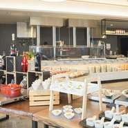 20代から年配の方まで、【Grill ＆ Dining G】は多くの女性の支持を集めています。日ごろ何かと忙しい日々を過ごしている女性達につかの間の安らぎをもたらしてくれます。　
