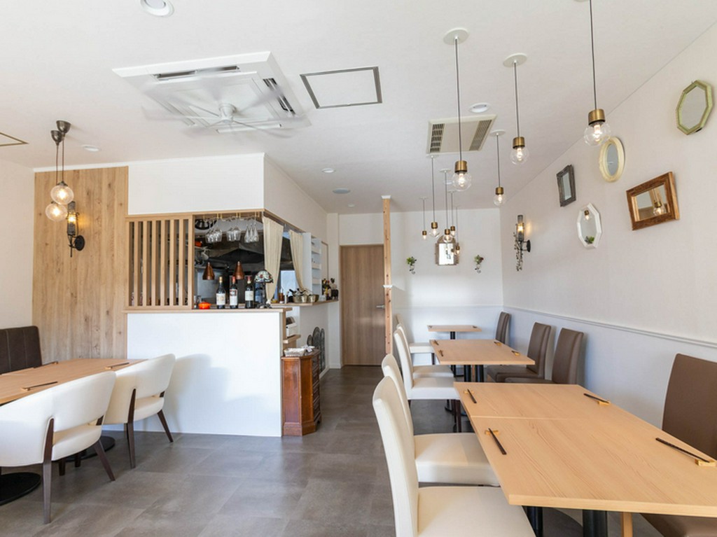 アットホームな和みの空間で、肩ひじ張らずに本格フレンチを