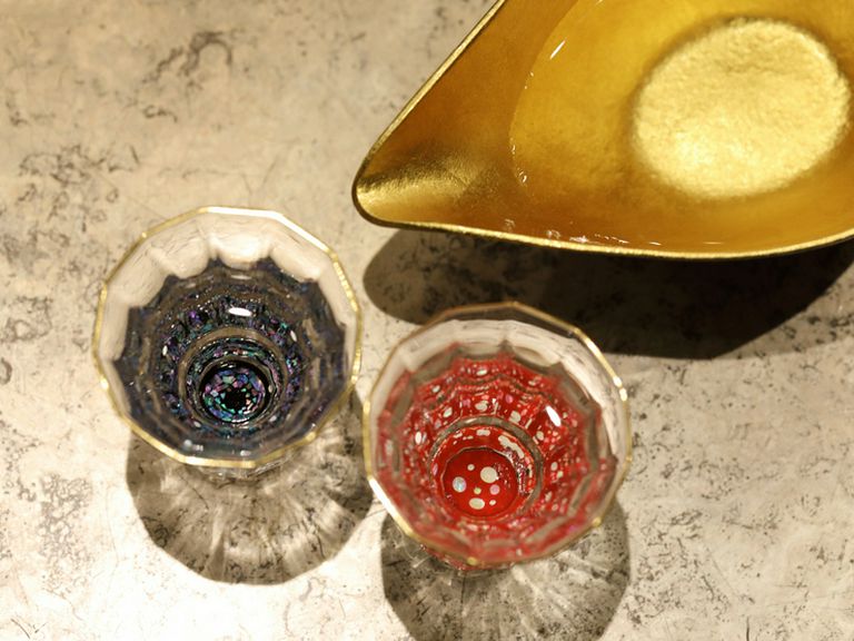 地元の地酒から全国各地の銘酒。和食に合わせたワインも提供