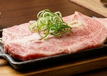 6/1から開始!!
20年目スタート!!この期間だけの特別コースです。
コース料理は全て個人盛の会席風です。
