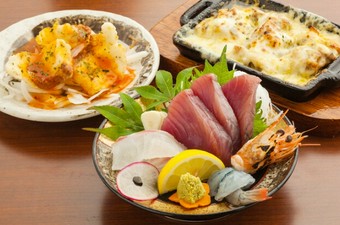 6/1より開始!!
20年目スタート!!この期間だけの特別コースです。
コース料理は全て個人盛の会席風です。